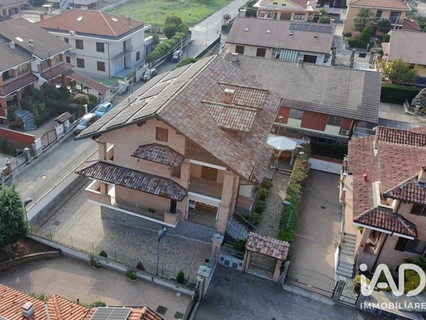 casa indipendente in vendita a Volpiano