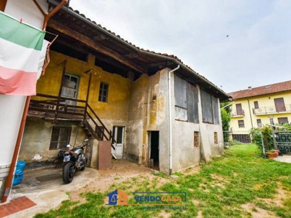 casa indipendente in vendita a Volpiano