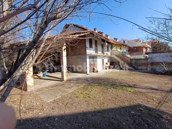 casa indipendente in vendita a Volpiano