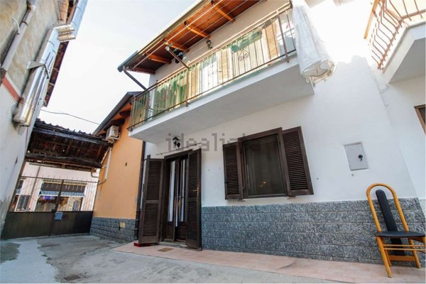 casa indipendente in vendita a Volpiano