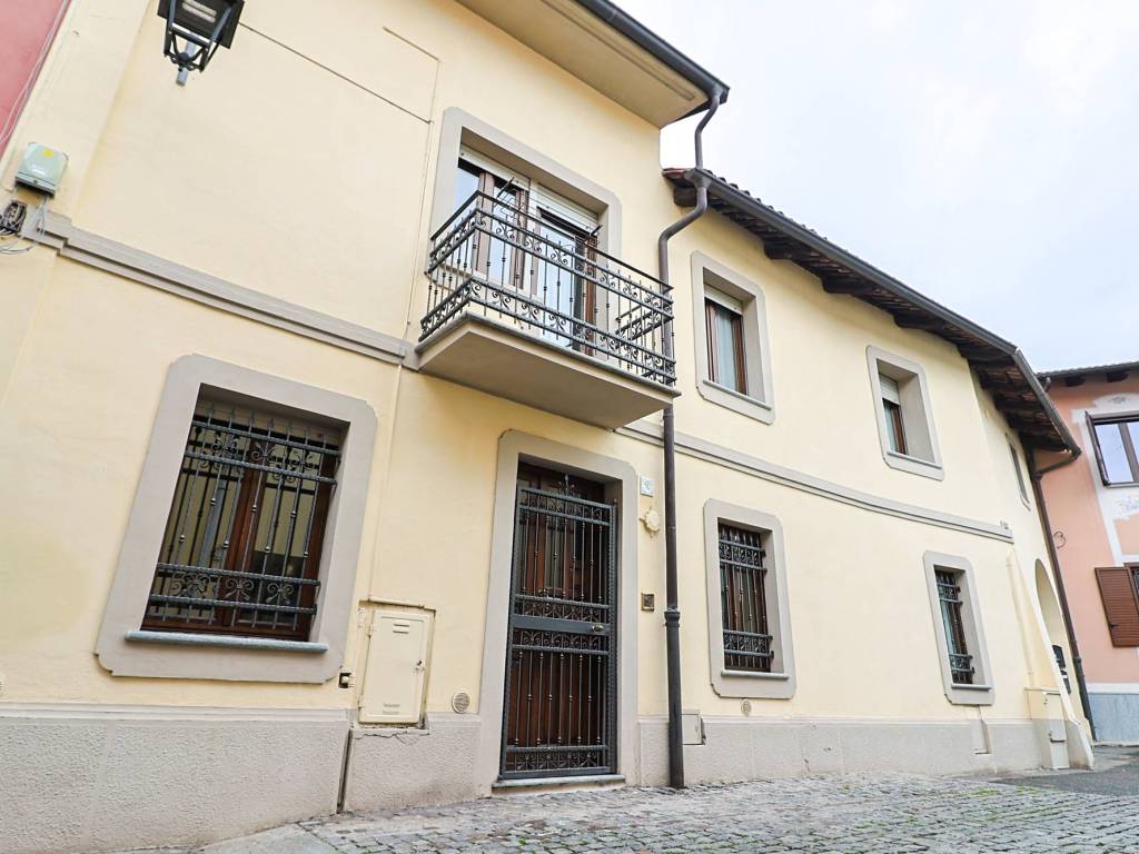 casa indipendente in vendita a Volpiano