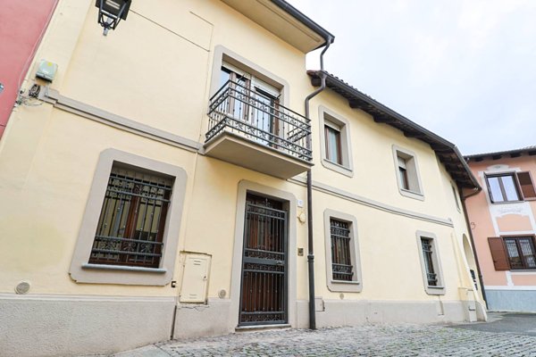 casa semindipendente in vendita a Volpiano