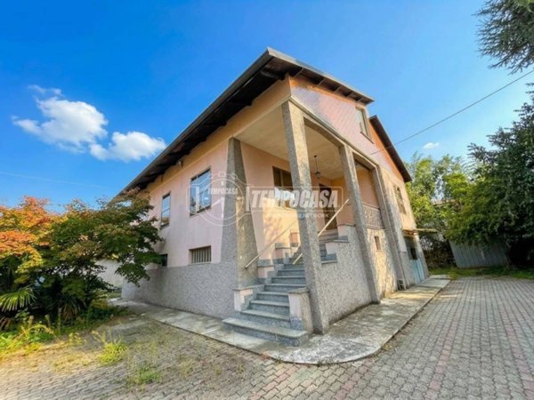 casa indipendente in vendita a Volpiano