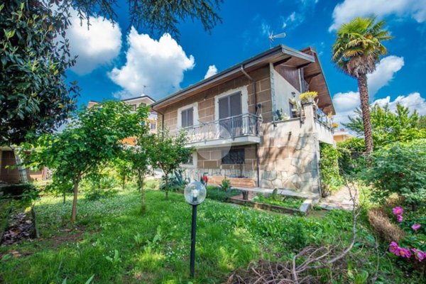 casa indipendente in vendita a Volvera