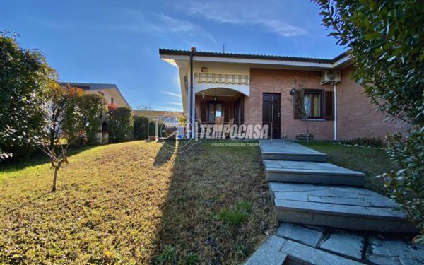 casa indipendente in vendita a Volvera