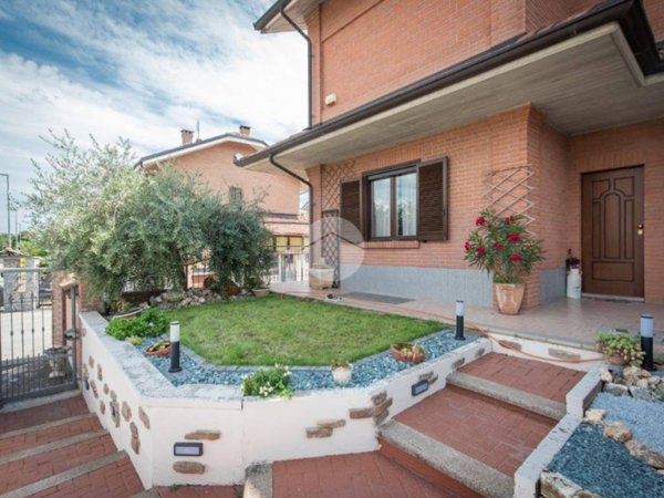 casa indipendente in vendita a Volvera