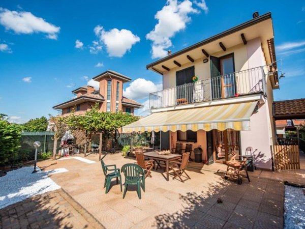 casa indipendente in vendita a Volvera