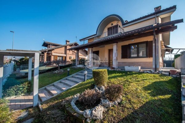 casa indipendente in vendita a Volvera