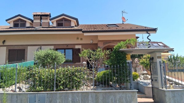 quadrivano in vendita a Volvera