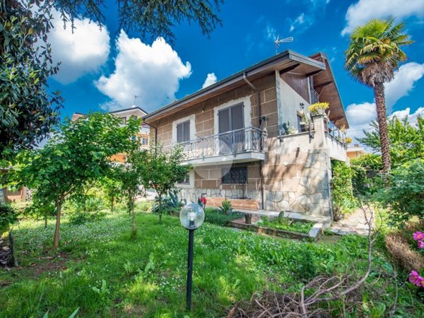 casa indipendente in vendita a Volvera