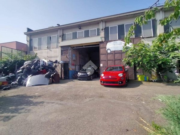 locale commerciale in vendita a Volvera in zona Gerbole-Zucche