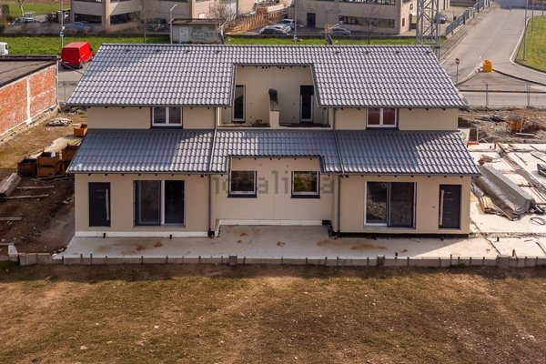 casa indipendente in vendita a Volvera