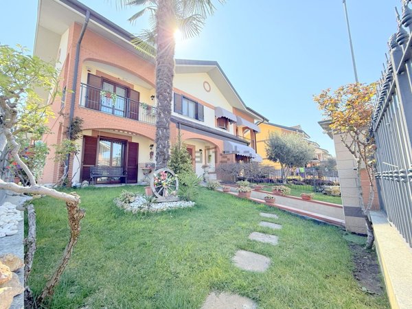 casa indipendente in vendita a Volvera