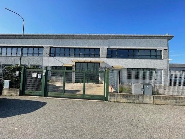 capannone in vendita a Volvera
