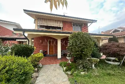 casa indipendente in vendita a Volvera