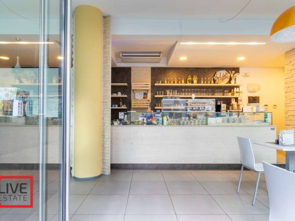 negozio in vendita a Merano