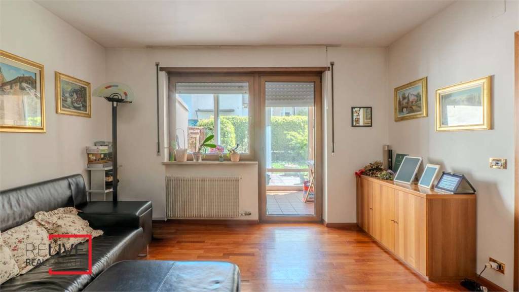 appartamento in vendita a Merano in zona Sinigo