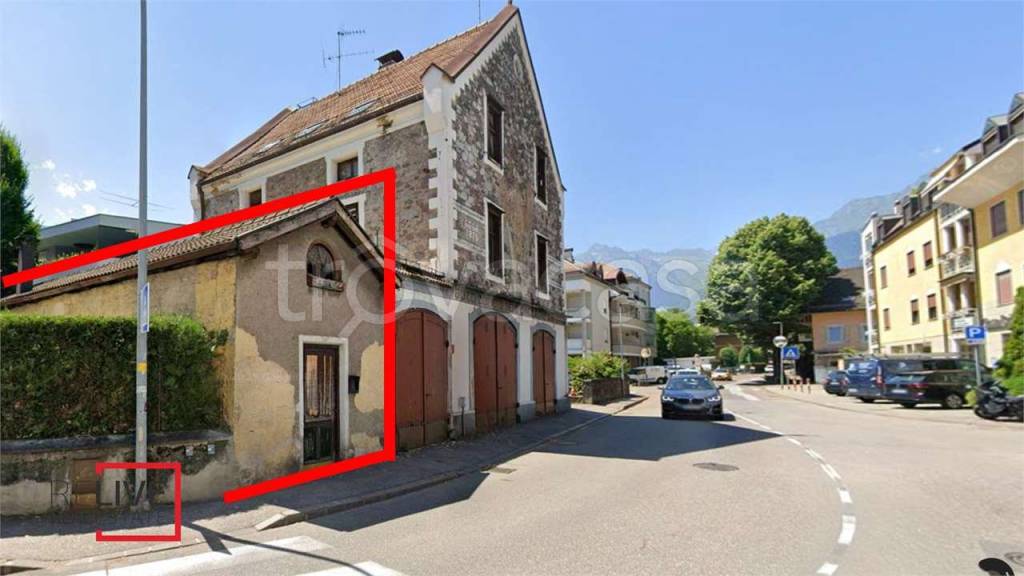 casa indipendente in vendita a Merano in zona Maia Bassa