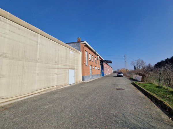 capannone in vendita a Mappano