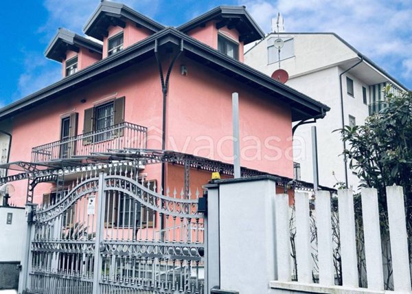 casa indipendente in vendita a Mappano