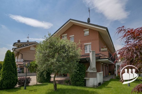 casa indipendente in vendita a Mappano