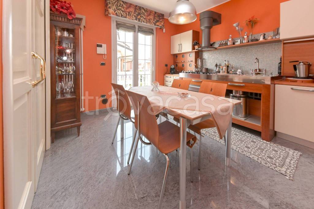 casa indipendente in vendita a Mappano