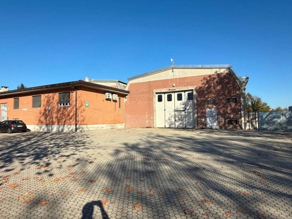 capannone in vendita a Mappano in zona Reisina