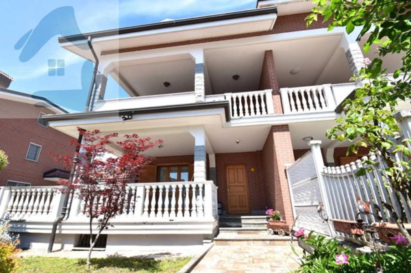 casa indipendente in vendita a Mappano