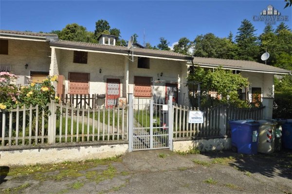 casa indipendente in vendita a Val di Chy in zona Alice Superiore