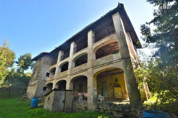 casa indipendente in vendita a Val di Chy in zona Gauna