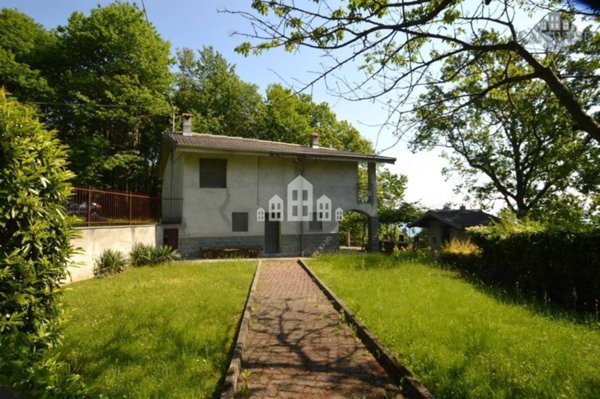 casa indipendente in vendita a Val di Chy in zona Pecco