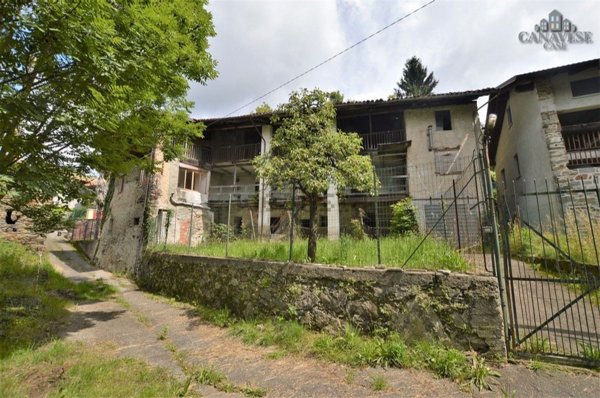 casa indipendente in vendita a Val di Chy in zona Alice Superiore