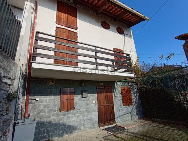 appartamento in vendita a Val di Chy in zona Pecco