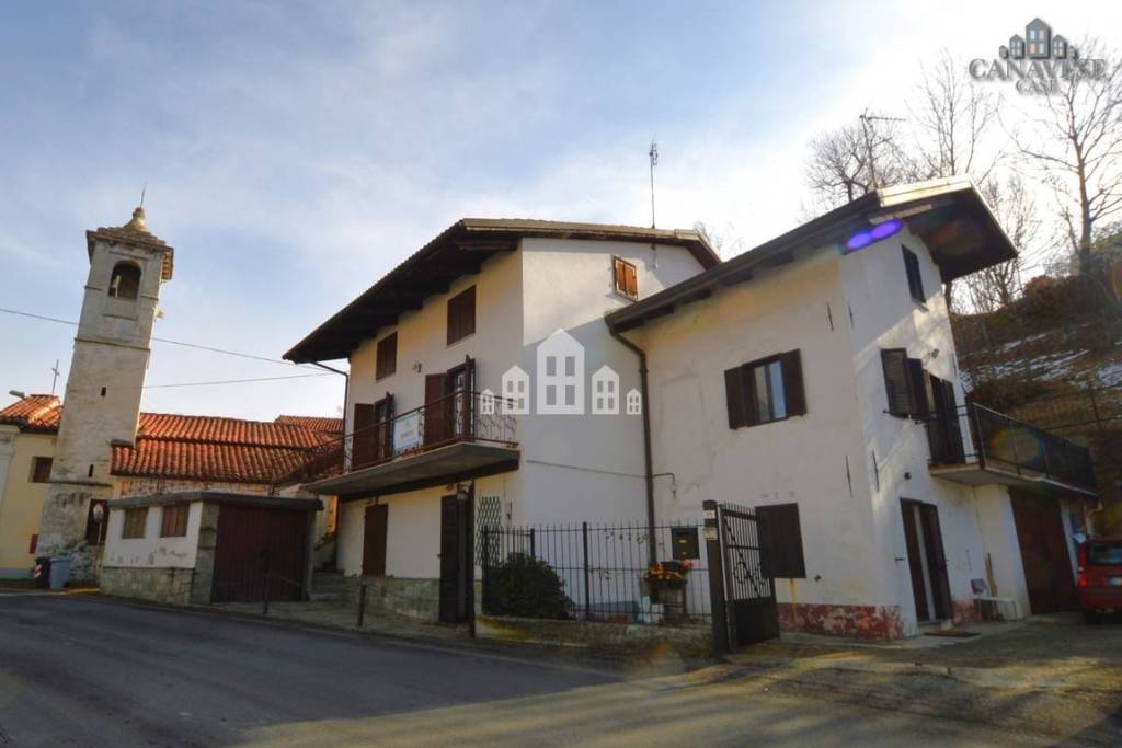 casa indipendente in vendita a Val di Chy in zona Gauna