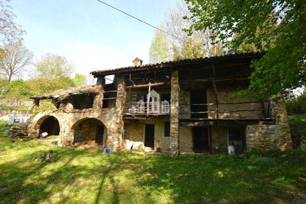 casale in vendita a Val di Chy in zona Alice Superiore