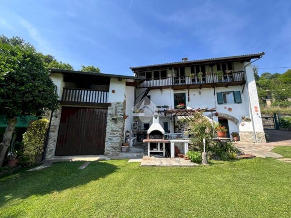 casa indipendente in vendita a Val di Chy in zona Alice Superiore