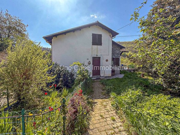casa indipendente in vendita a Val di Chy in zona Alice Superiore