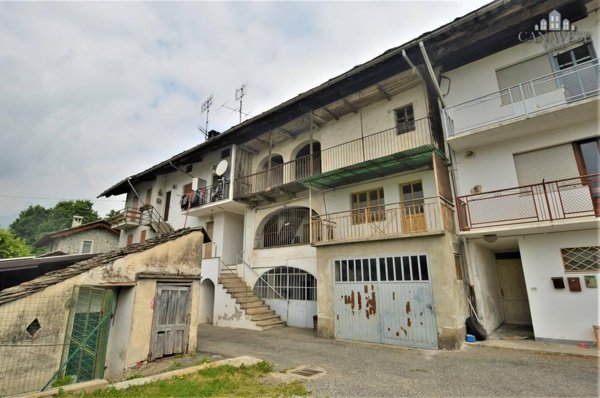 casa indipendente in vendita a Valchiusa in zona Meugliano