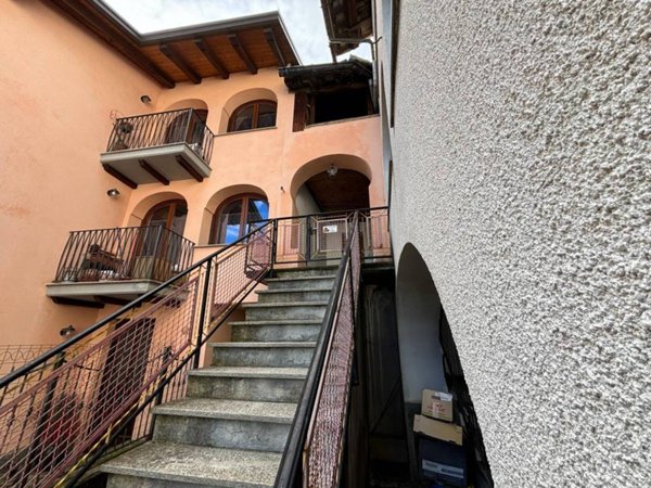 casa indipendente in vendita a Valchiusa in zona Vico Canavese
