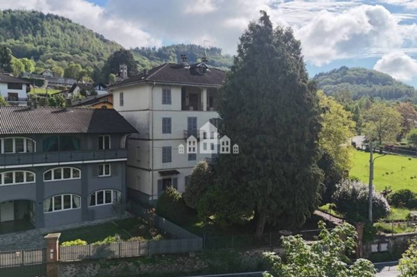 appartamento in vendita a Valchiusa in zona Vico Canavese