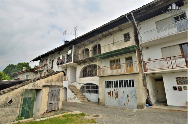 casa semindipendente in vendita a Valchiusa in zona Meugliano