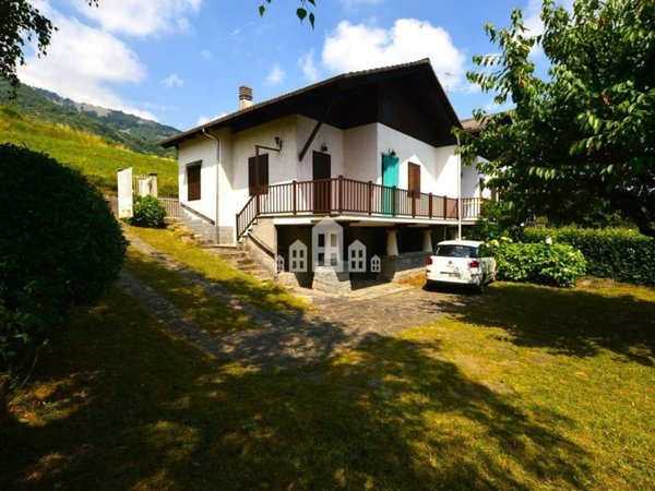 casa indipendente in vendita a Valchiusa in zona Drusacco
