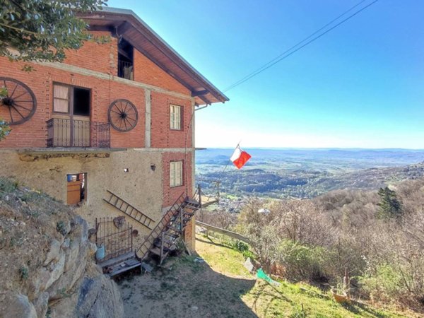 casa indipendente in vendita a Valchiusa in zona Meugliano