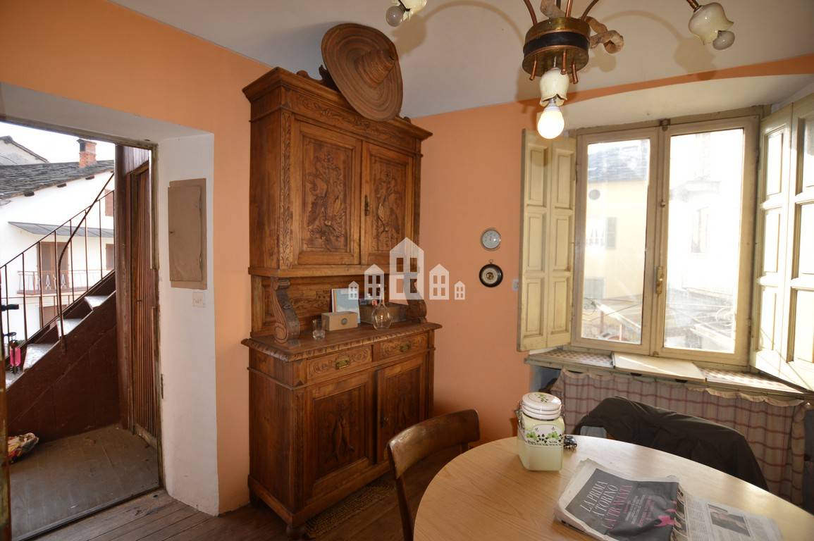 appartamento in vendita a Valchiusa in zona Drusacco