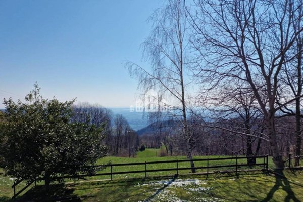 casa indipendente in vendita a Valchiusa