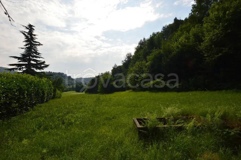 casa indipendente in vendita a Valchiusa