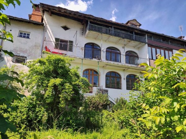 casa indipendente in vendita a Valchiusa in zona Vico Canavese