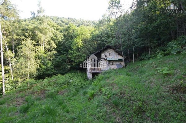 casale in vendita a Valchiusa in zona Vico Canavese
