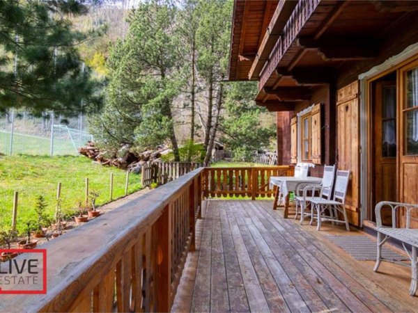 casa indipendente in vendita a Senales in zona Certosa