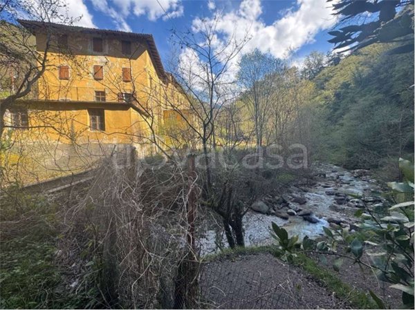 casa indipendente in vendita ad Ala